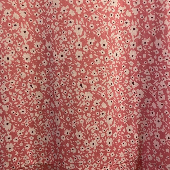 Pink Floral Patterned Top - Picture 2 of 3